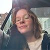 lindsey_adell
